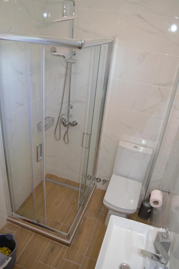 Olivemare Holidays Nea Iraklia Exterior photo