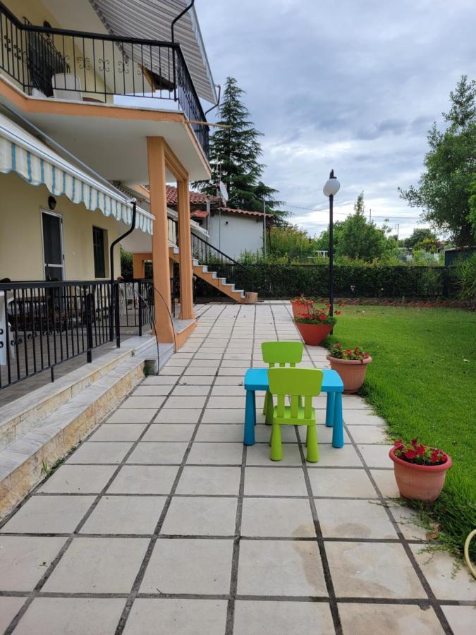 Olivemare Holidays Nea Iraklia Exterior photo