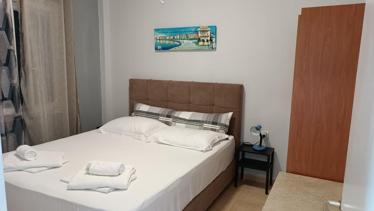 Olivemare Holidays Nea Iraklia Exterior photo